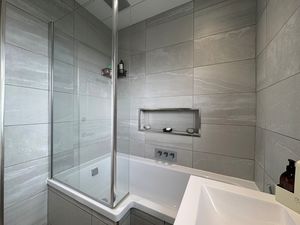 Photo 1- click for photo gallery